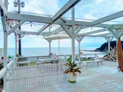 UMIEL Resort