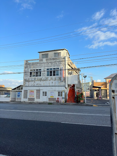 ゲストハウス赤道直家