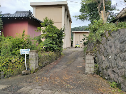 ULALA FURUSATO (Sakurajima Guesthouse)