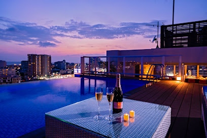 Aqua Palace Chatan By Coldio Premium