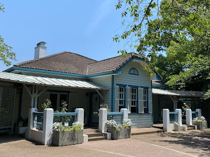 Bluff No. 68 Residence