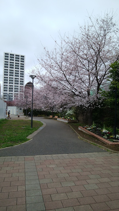 Kami-Ikebukuro East Park