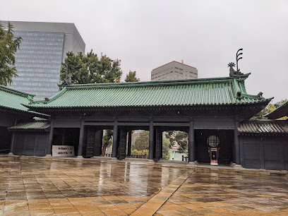 Statue of Confucius