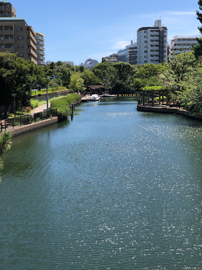 Yokojukken-gawa Shinsui Park