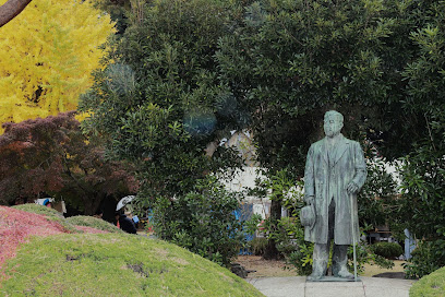 Statue of Zensaku Sano