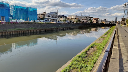 Niizo Nishi Waterside Spot