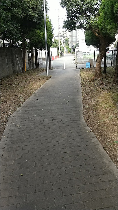 Higashitoyonaka 6-chome Park
