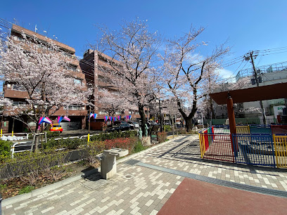 Kamuro-zaka Park