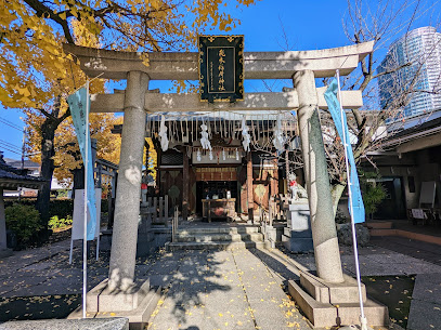 Tobikiinari Shrine