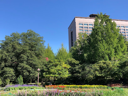 勾当台公園 いこいのゾーン