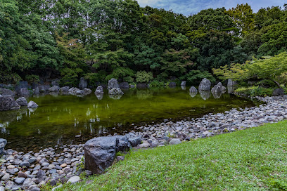 深山の泉