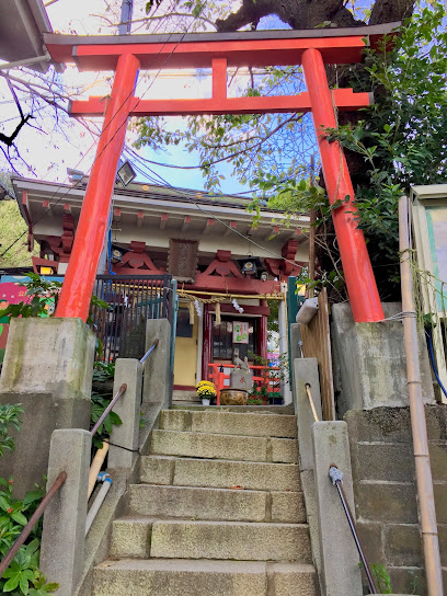 Horinouchiinari Shrine