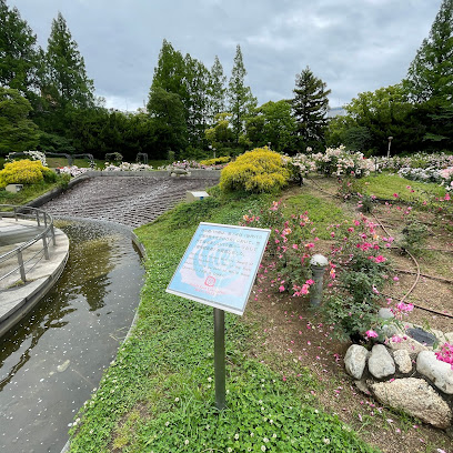 Utsubo Park Rose Garden