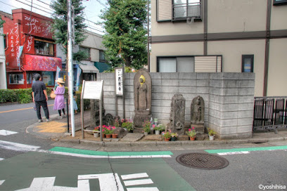 宿山の庚申塔