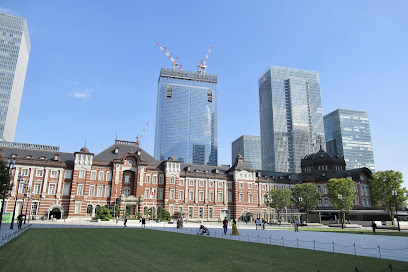 Marunouchi Square
