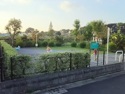 Nukuibashi Park