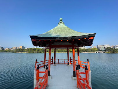 Ukimi-do Pavilion (Ohori Park)
