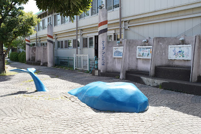 クータン広場