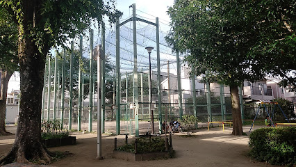 Suginami Kuritsu Takaidonishi Park