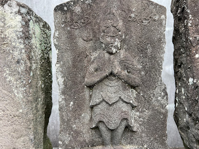 円泉寺の庚申塔群