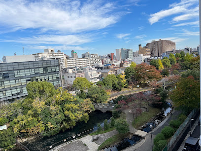 Sendaiborigawa Park West End