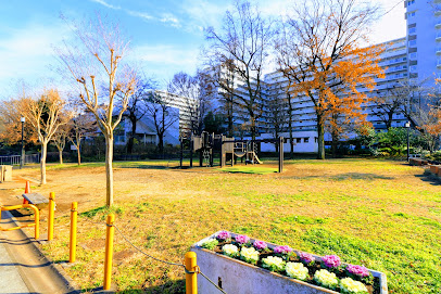Yatoseseragi Park