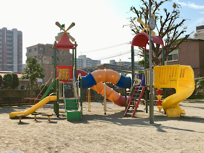 Shimoto Da 1 Chomejido Park
