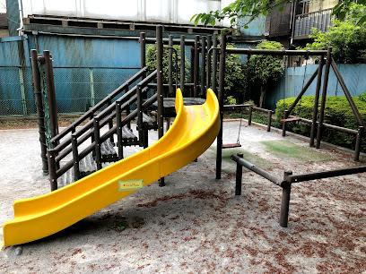 Higashinippori 3-Chome Children's Playground