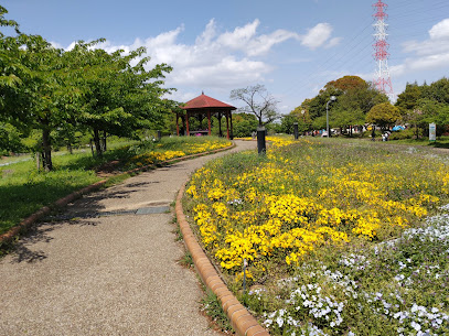 Todagawa Ryokuchi Park