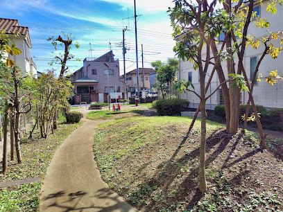 Hoya Yonchome Daiichi Park