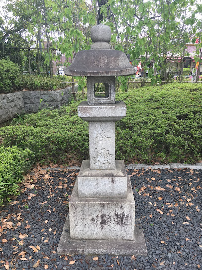 報恩の灯籠