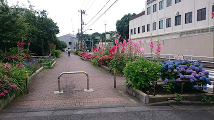 Shinjuku Kuritsu Toyama Sanchome Park