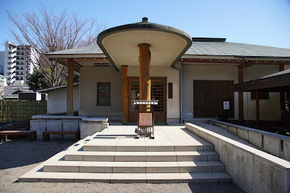 Taisho Memorial Hall (reservation required)
