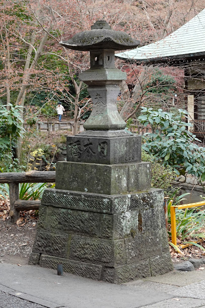 石燈籠