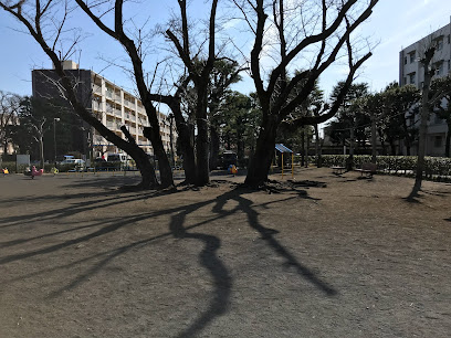 Danchi Park