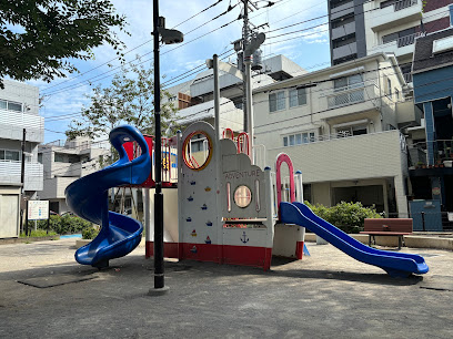 Maruyama Shinmachi Park