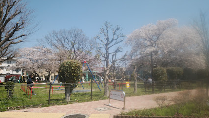 Komae Shiritsu Tanakanoikejido Park