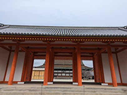 Jomei-mon Gate