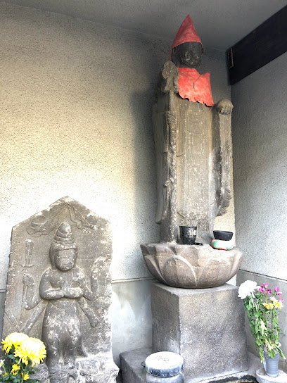 庚申塔と夜泣き地蔵尊