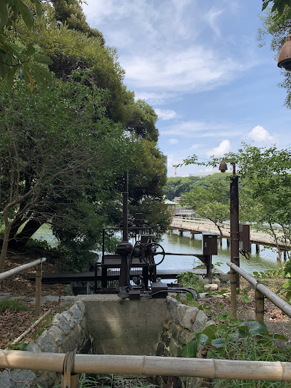 Shiodome Sluice Gate