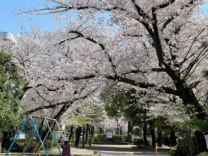 Kyunomikawa Ryokuchi Park