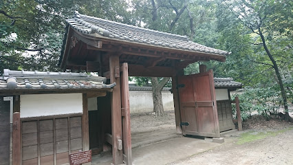 Akamon (formerly Mito clan Edo Kamiyashiki partition Gate)