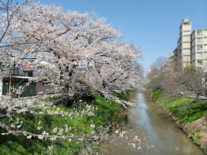 御用水跡街園