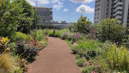 Higashi-Shinagawa Rooftop Garden