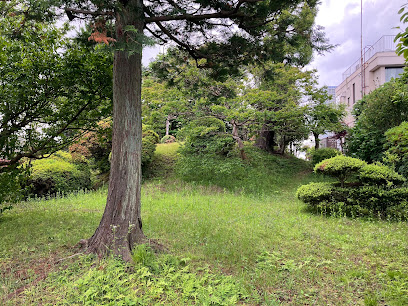 Kaminoge Inarizuka tomb