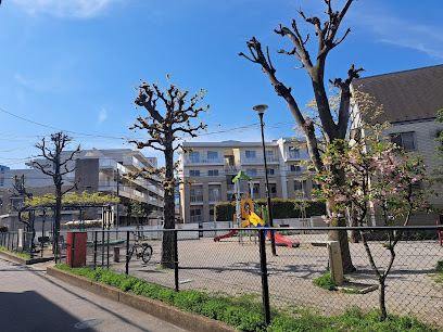 Nakanoku Ritsukashiwa Park