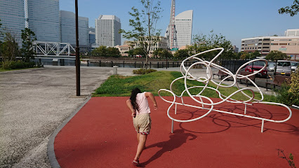 Kitanakadori-kita Park