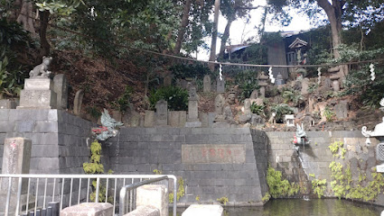 独鈷の滝(東京の名湧水57選)
