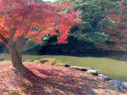 Hyotan Pond
