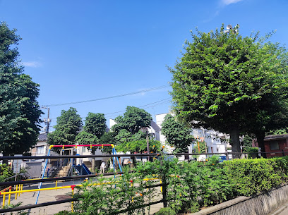 Honmachi Dori Park